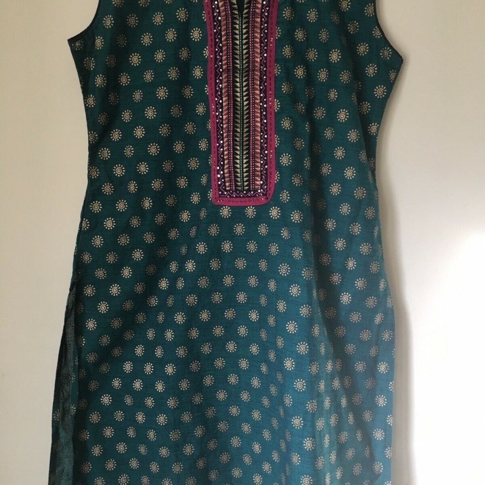 Green INDIAN KURTA TUNIC Chest: 37-38 inches. NWOT